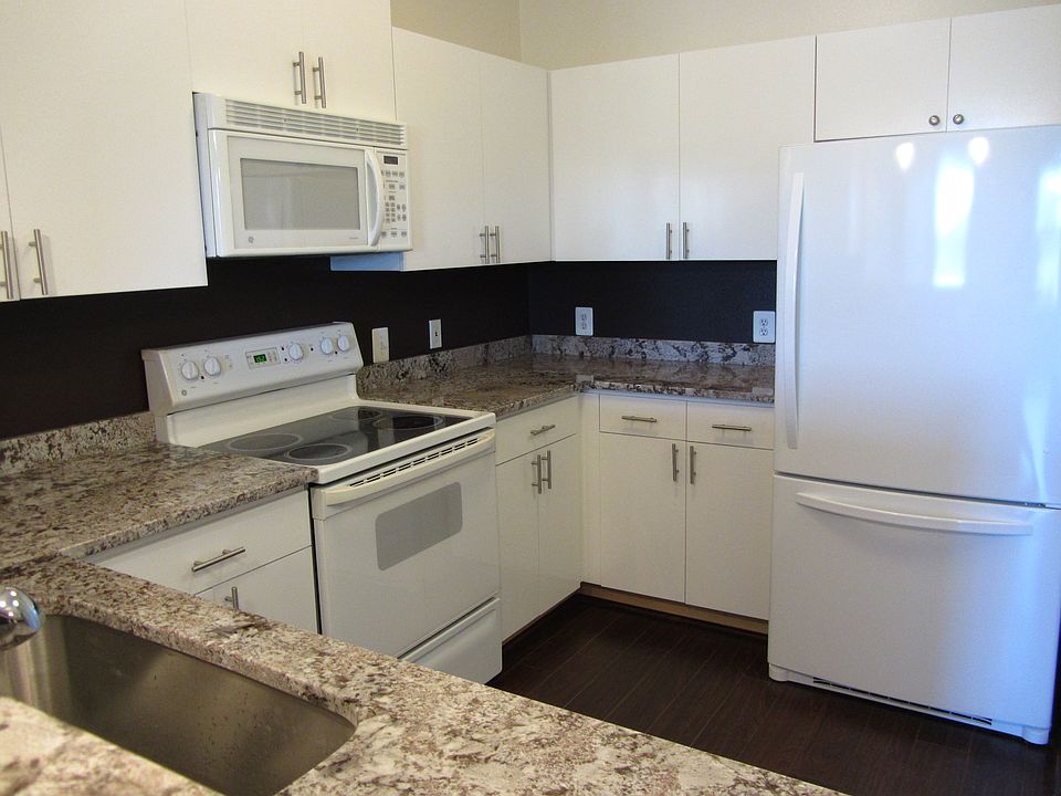 1st image of 3021 Nicosh Cir Unit 1404