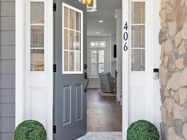 406 Quigley Dr, Malvern, PA 19355