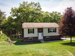 8298 E Van Buren Dr, Pittsburgh, PA 15237