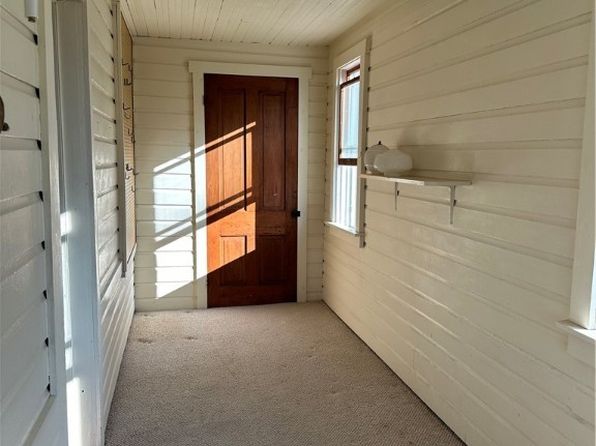 407 High St, Woodsfield, OH 43793