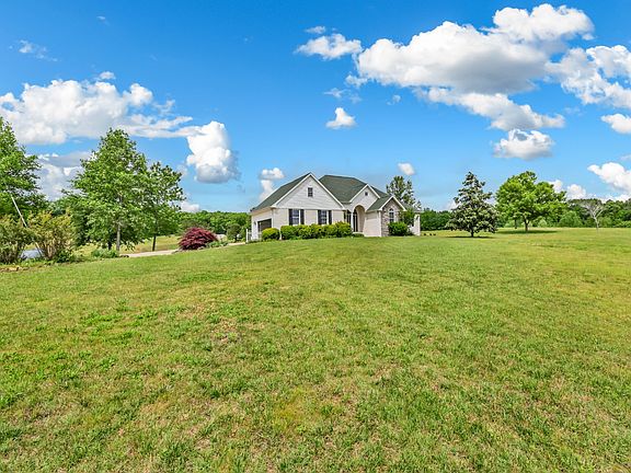 4th image of 430 Hurricane Creek Dr