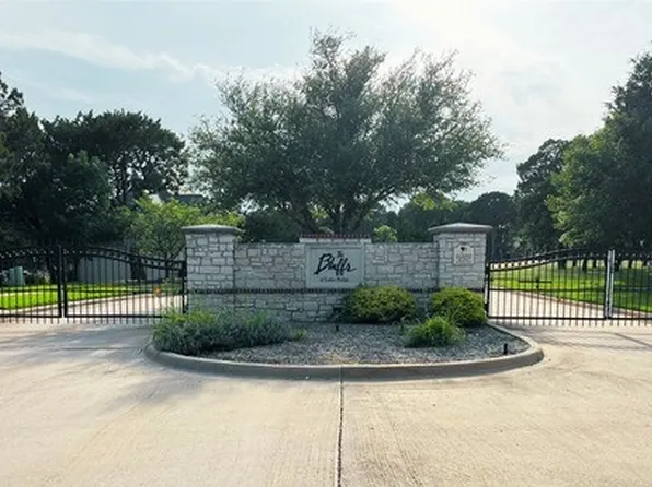 3127 Koscher Dr, Grand Prairie, TX 75104