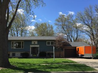 713 65th St, Downers Grove, IL 60516