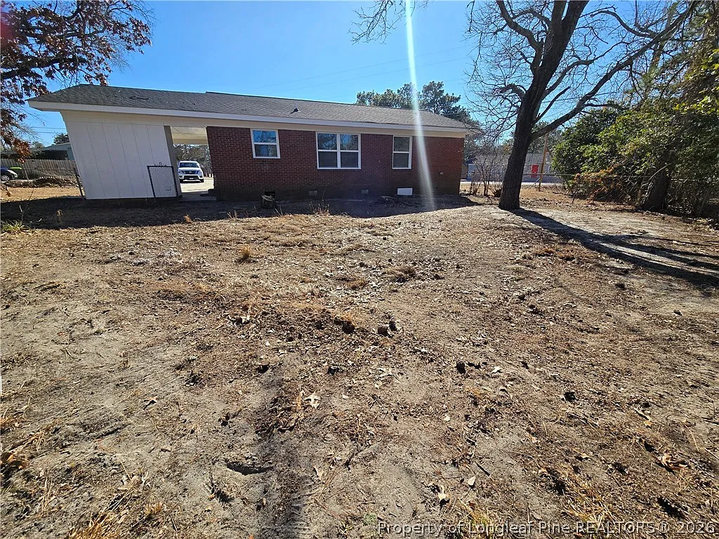 3 bed, 1.0 bath, 1026 sqft, $1,250 — Photo 4