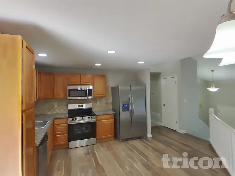 1711 SW 347th Pl — Photo 5