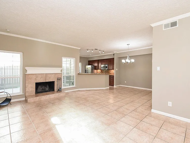 9400 Doliver Dr #56 — Photo 8