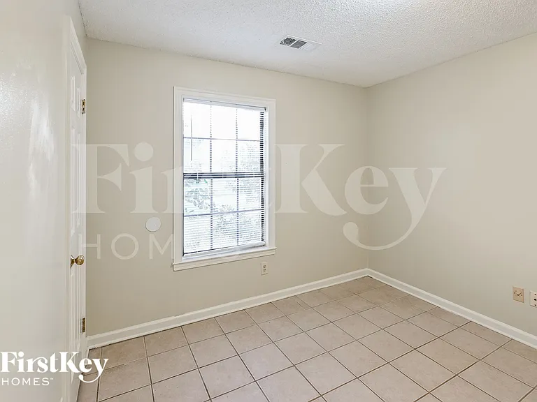 4415 Sunnyslope Dr — Photo 12