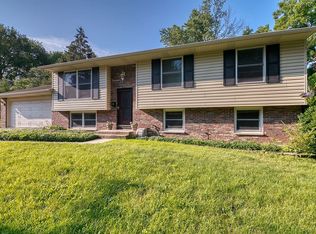 214 Oak St, Geneva, IL 60134