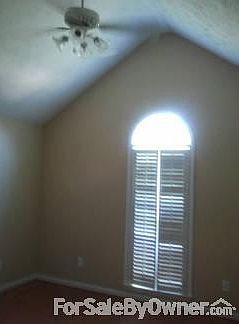 4th image of 66 Lee Road 998