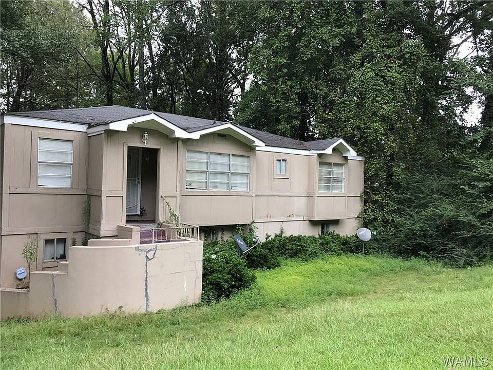 1st image of 24 Dogwood Ln