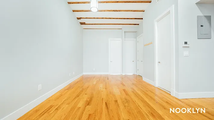 Rented by Nooklyn NYC LLC | media 26