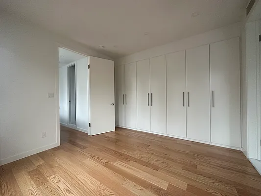 Rented by Keller Williams NYC | media 17