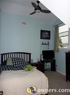 2nd Bedroom w/ cathedral ceiling