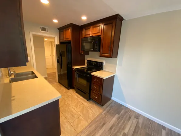 Park Plaza, 2081 Whitman Way #Z, San Bruno, CA 94066
