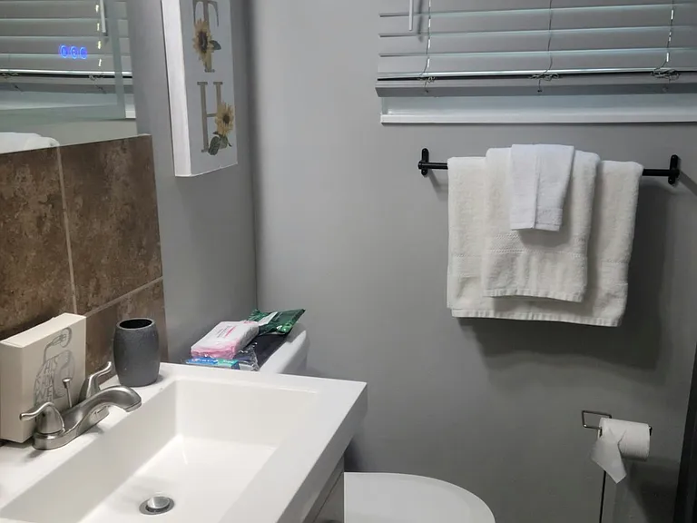 4880 Barclay Square Dr — Photo 14