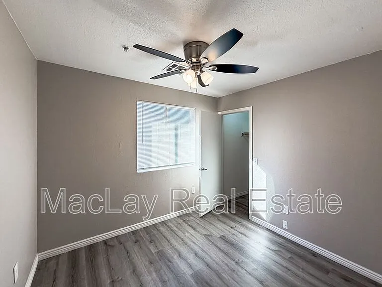 6301 W Earll Dr — Photo 5