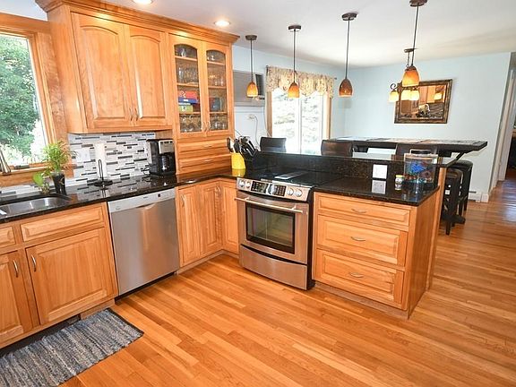 5th image of 5 Felton Ln