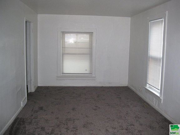 5th image of 1517 W 3rd St