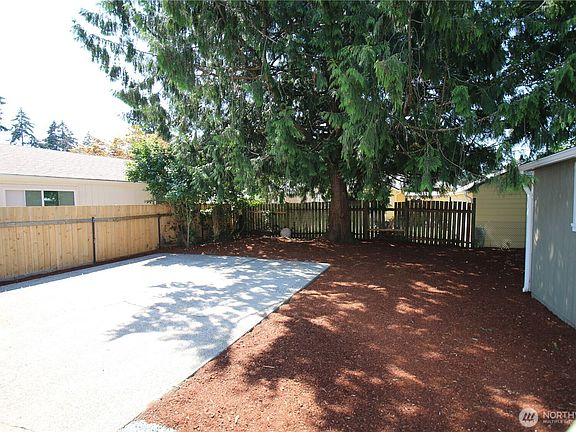 3rd image of 818 118th Street S