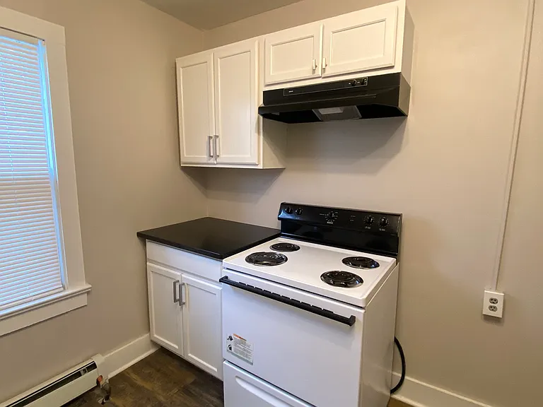 147 E Bridge St #2 — Photo 9