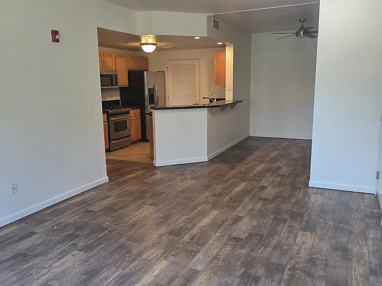 1450 Idlewild Dr #1233 — Photo 5