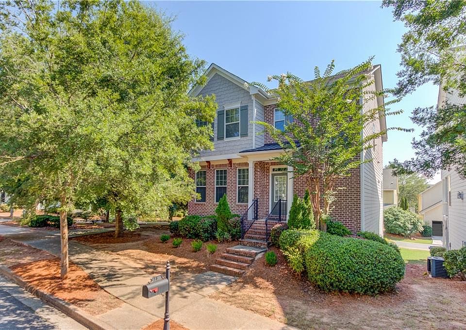 1st image of 18 Privet Cir