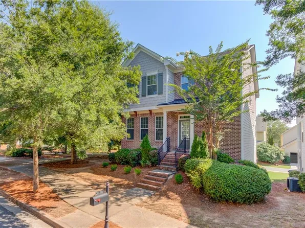 18 Privet Cir, Suwanee, GA 30024