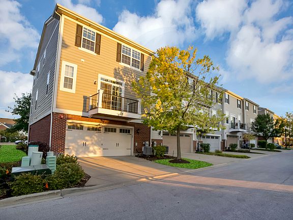 5th image of 51 Margaret Dr