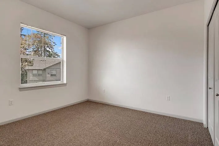 River Ridge Apartments — Photo 28