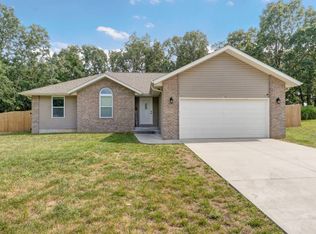 108 W Cherry St, Strafford, MO 65757