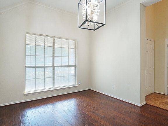 4th image of 6413 Eagle Creek Dr