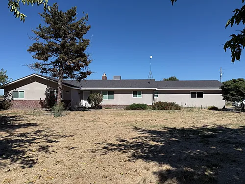 16834 Bryant Ave Photo 1