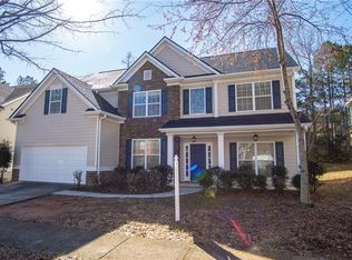 7972 Applemist Dr, Fairburn, GA 30213