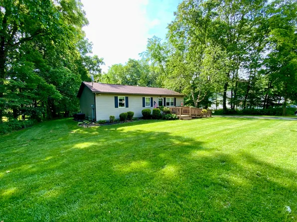 3154 Apple Valley Dr, Howard, OH 43028