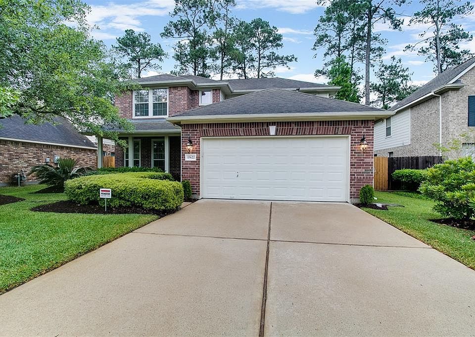 1st image of 15622 Clear Pointe Dr