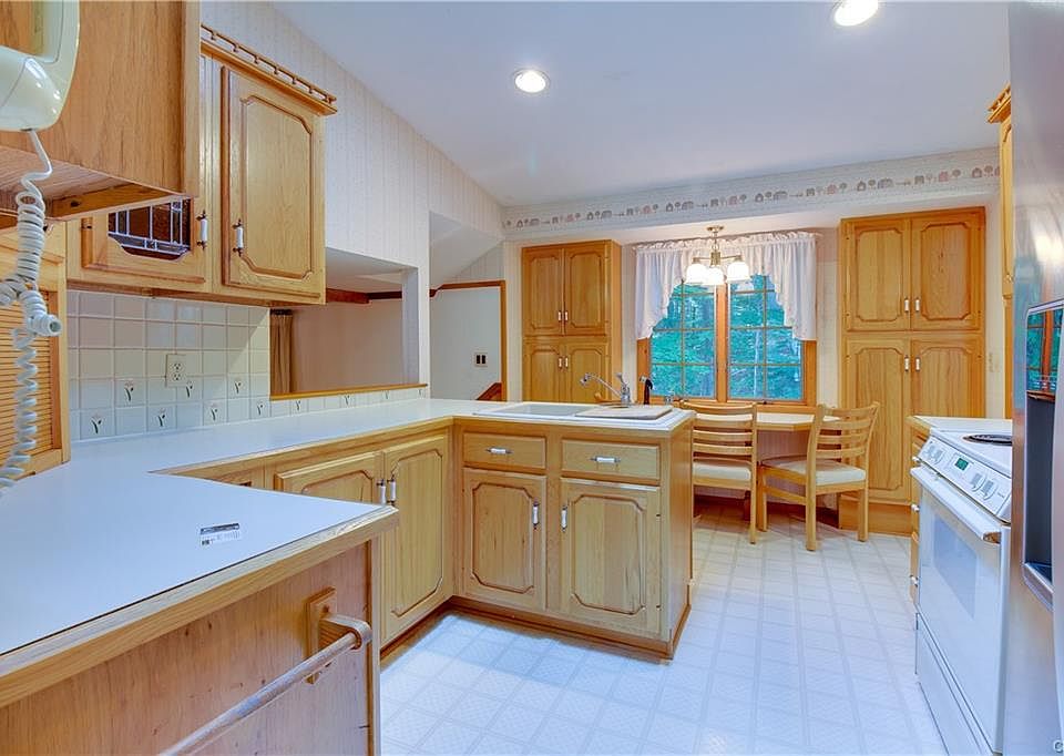 1st image of 7739 Sotherden Dr