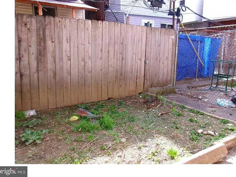 3813 N 8th St — Photo 11