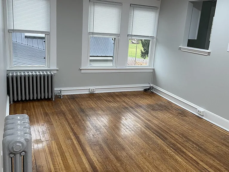 255 Cazenovia St #5 — Photo 3