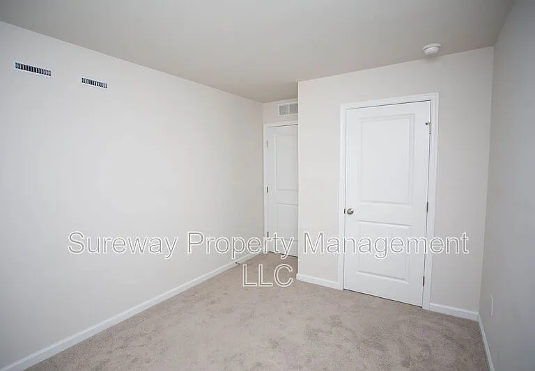 55 Elliot Ln — Photo 43