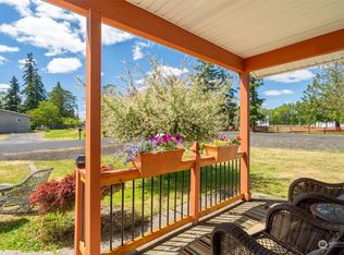 101 Memory Ln, Silverlake, WA 98645