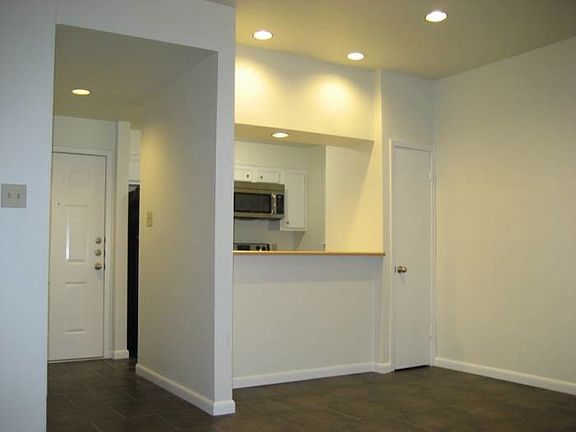 2nd image of 2519 Broadway St APT 103