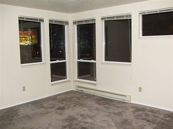 4th image of 625 SW 155th St #102