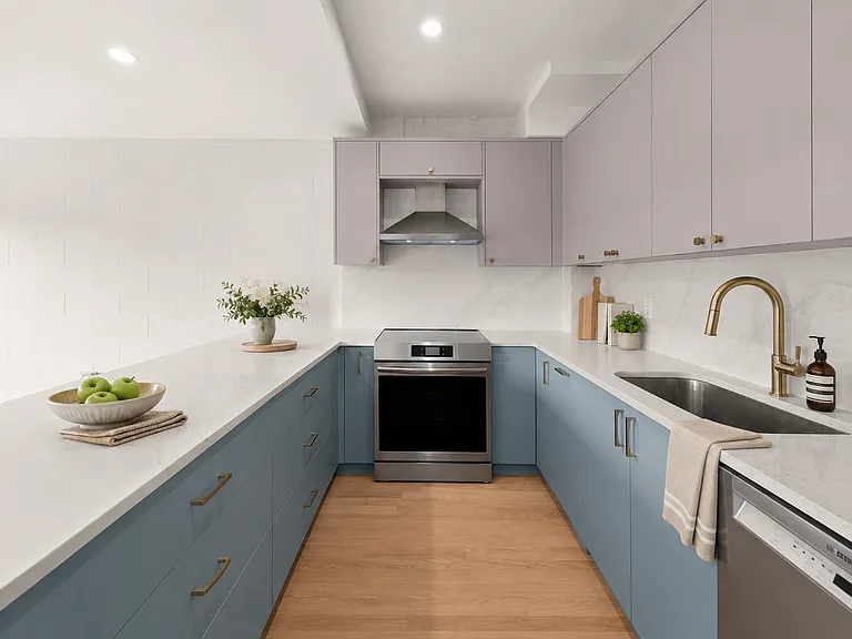 450 Bergen St #3 — Photo 3