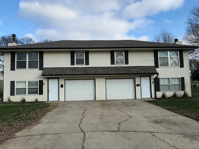 111 & 113 Spring Ct — Photo 5