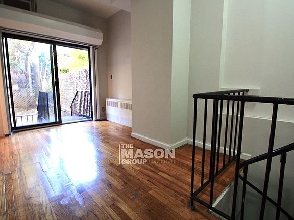 2nd image of 514 W 48th St #1S