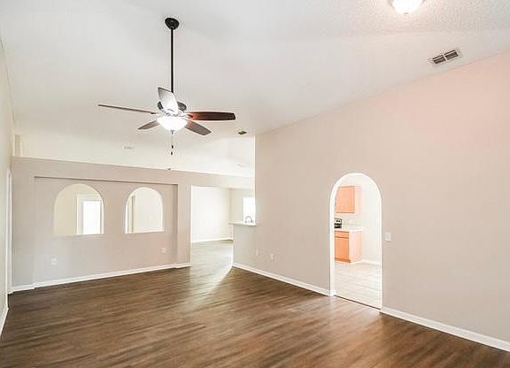 3rd image of 1386 Oden Ct