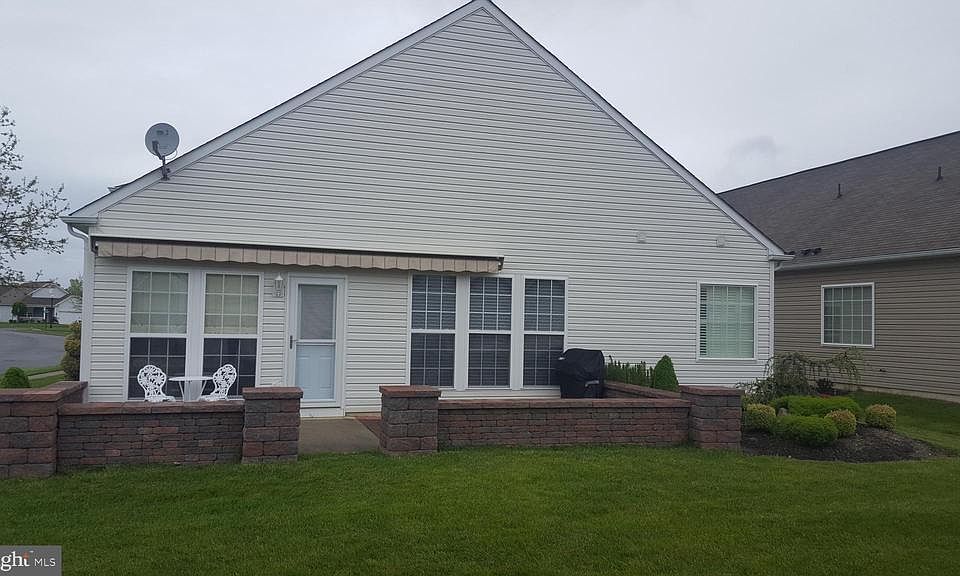 2nd image of 2 Alexander Dr