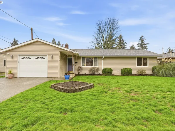 10276 SE Long St, Portland, OR 97266