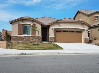 7890 Sea Salt Ave, Fontana, CA 92336