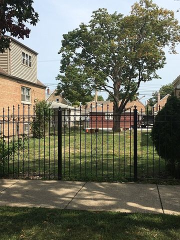 2nd image of 5927 S Kedvale Ave